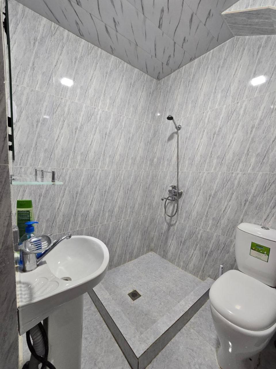 Guesto Hostel Ташкент Екстер'єр фото