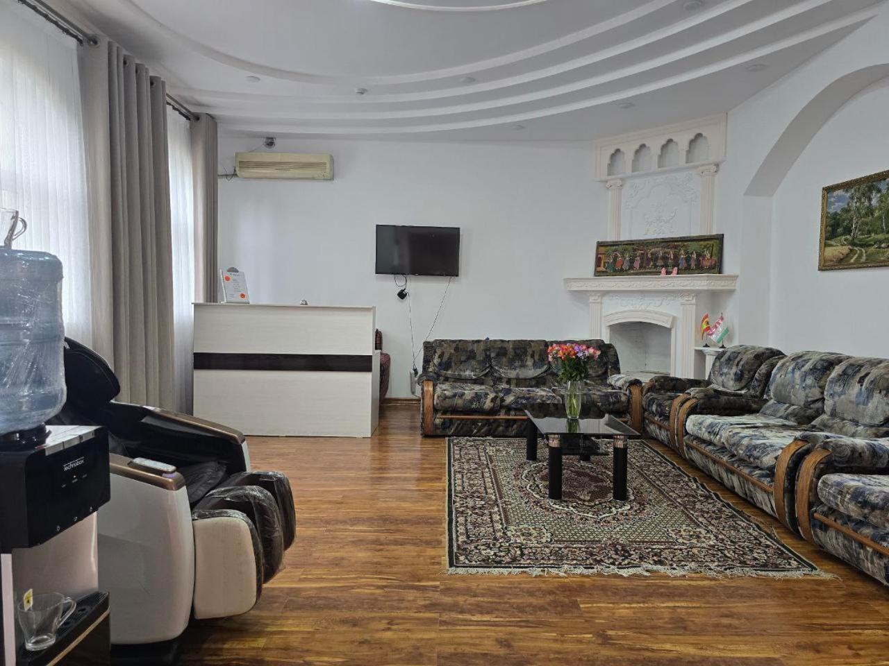 Guesto Hostel Ташкент Екстер'єр фото
